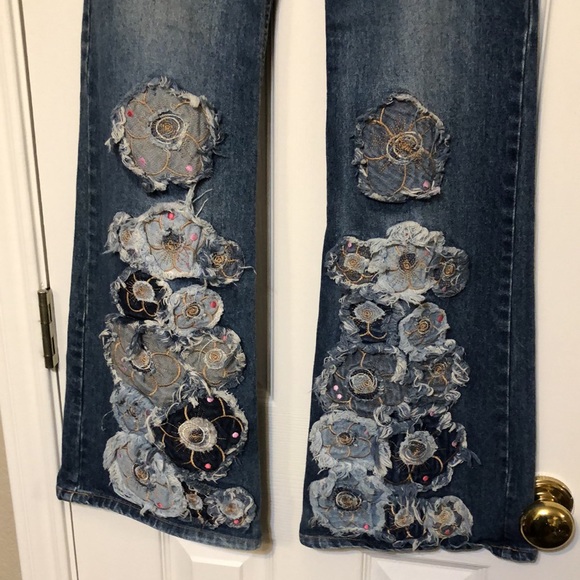 Banana USA embellished flare leg jeans - Picture 4 of 8